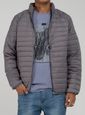 CAMPERA-LIVIANA-PAGE-DIVISION-TECH-CON-BOLSA-PARA-GUARDAR