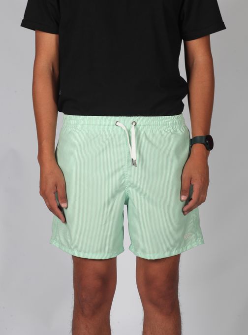 SHORT-DE-BAÑO-RAYADO