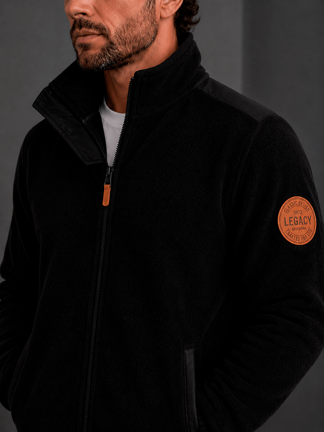 Campera Polar Clasica Negro Hombre — imagen 2