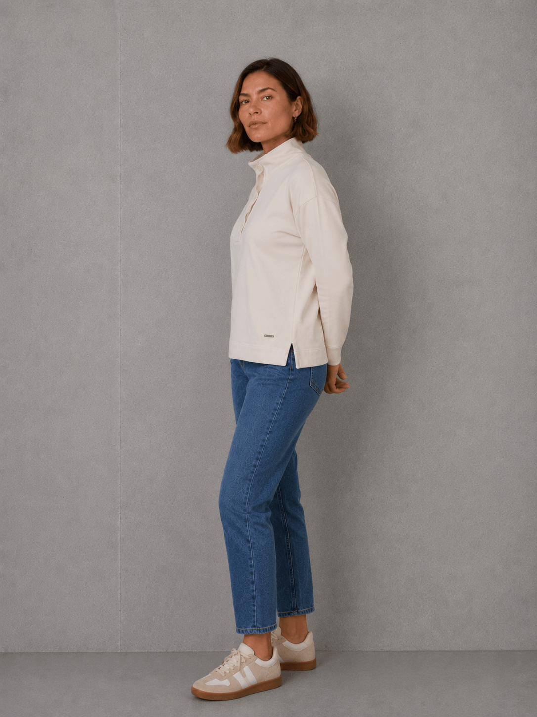 Buzo Dorotea Cuello Sam Beige Mujer — imagen 2